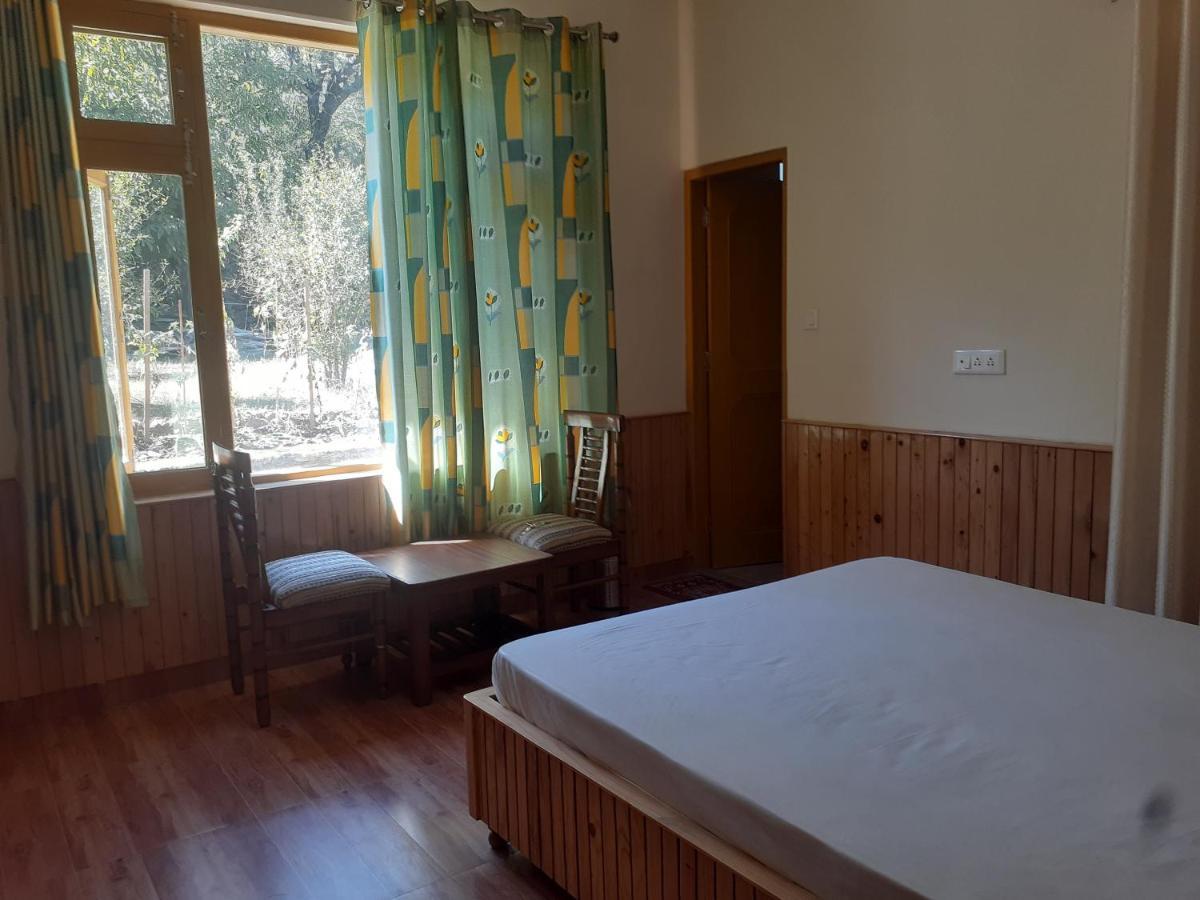 Gazing Moon Homestay Shamshi Экстерьер фото